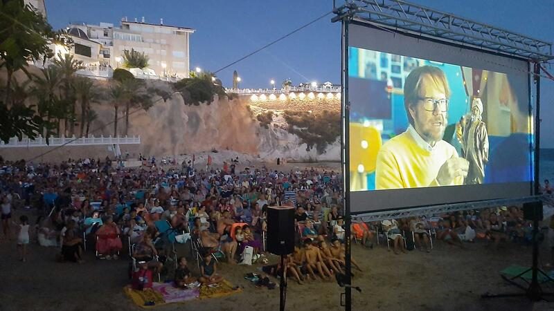 Free open-air cinema returns to Mal Pas beach