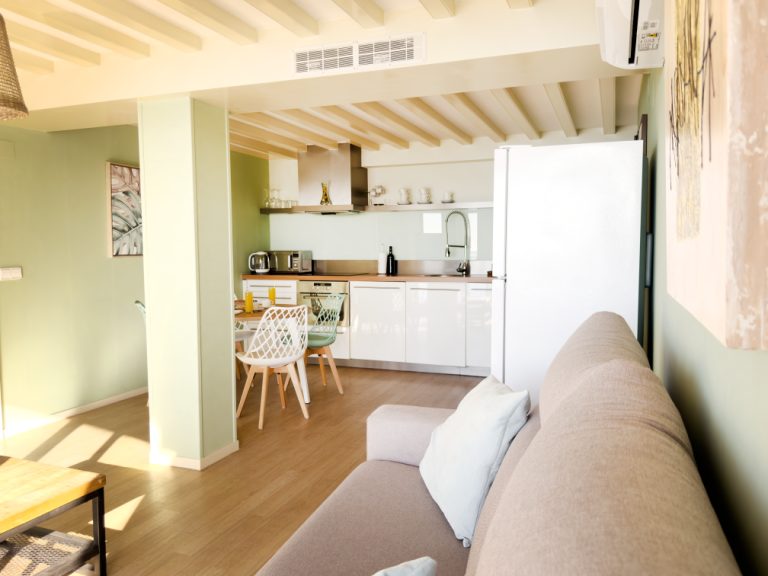 La cocina, vista desde el salón